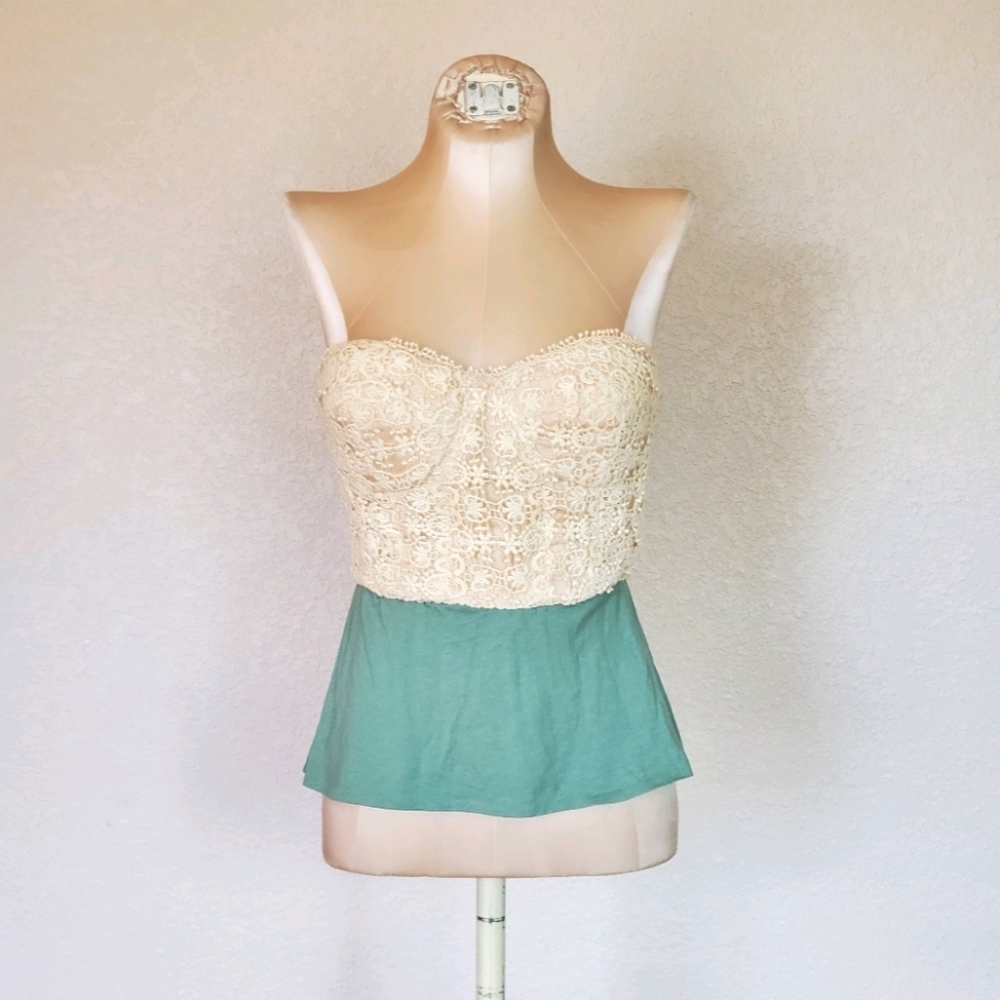 Anthropologie 'Dil' strapless lace top